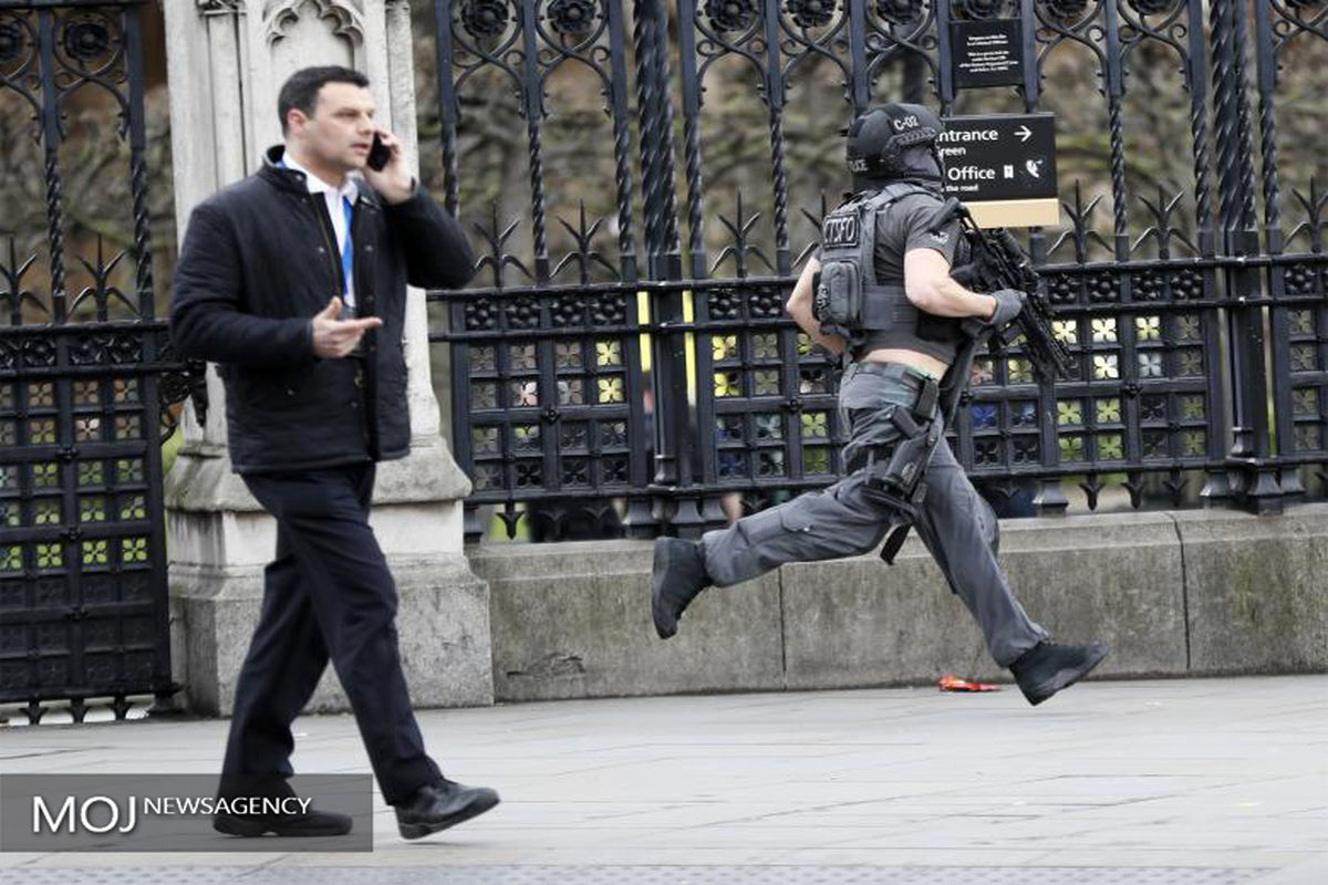 تیراندازی در خارج از پارلمان بریتانیا 