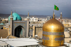 تشرف 200 زائر هندی به زیارت حرم رضوی