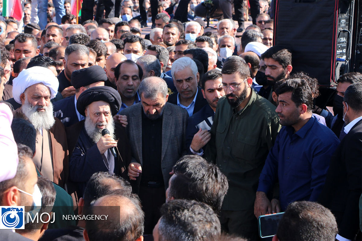 تشییع پیکر شهدای عملیات تروریستی ایذه 