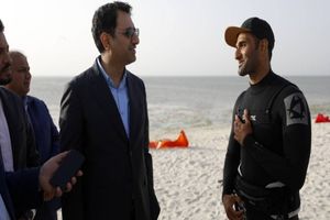 تقدیر محمد کبیری از ورزشکار حامی محیط زیست و دیدار با ورزشکاران کایت بوردینگ جزیره کیش