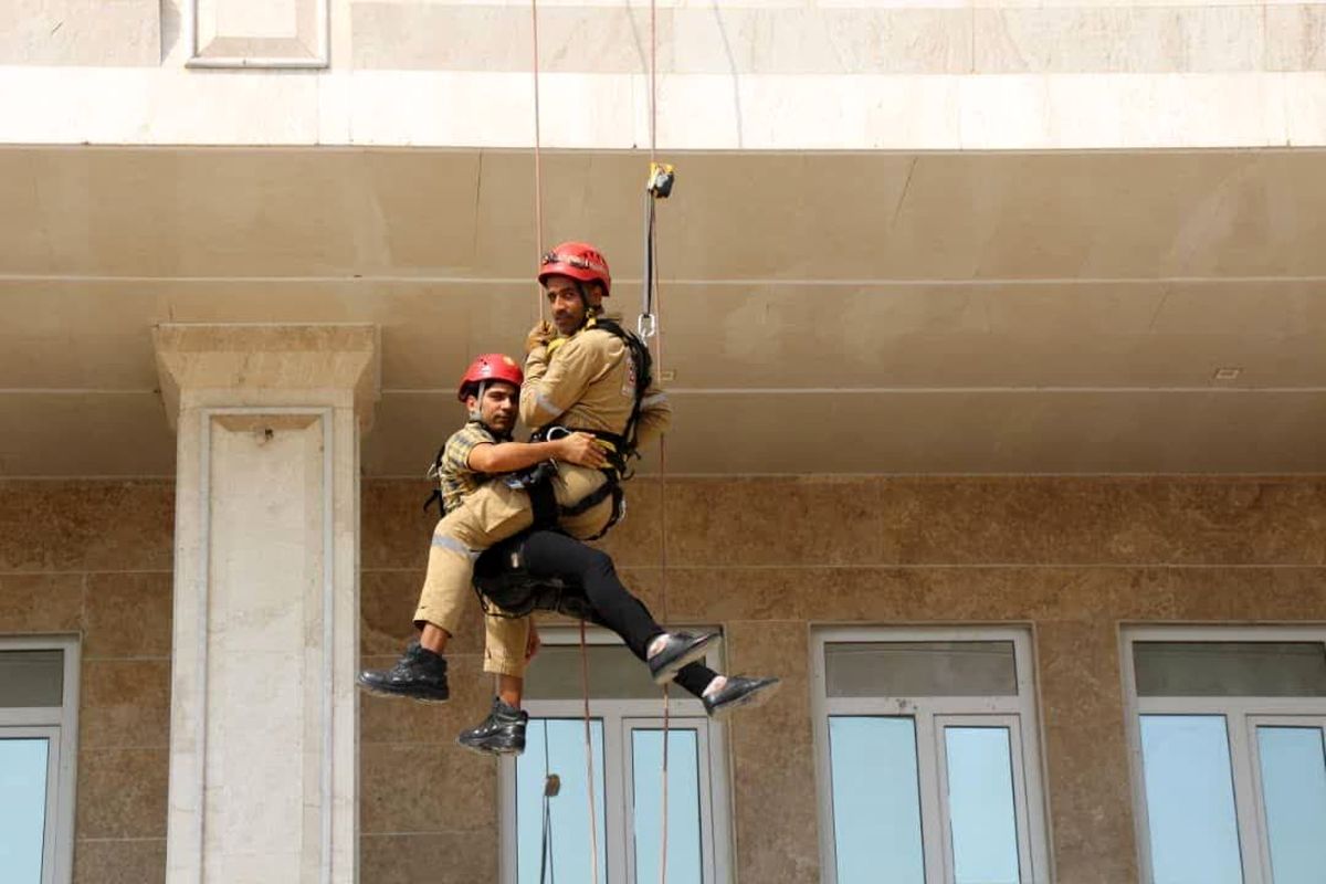 مانور زلزله