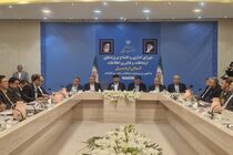 زیرساخت‌های ارتباطی و توسعه صنایع در اولویت برنامه‌های استان است