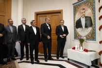 عراقچی از نماد یادبود شهید امیرعبداللهیان در مسکو رونمایی کرد