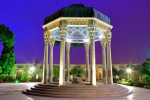 شیراز پایلوت موفق در گردشگری ادبی کشور