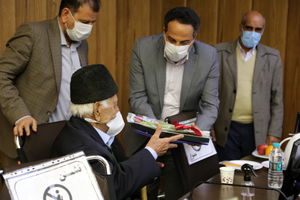 تقدیر از خانواده های شهدای انقلاب، دفاع مقدس و شهدای سلامت در استان اصفهان