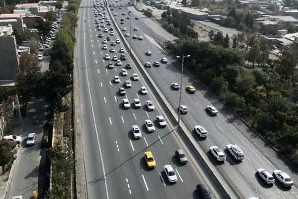 ترافیک سنگین در برخی از محورهای منتهی به تهران