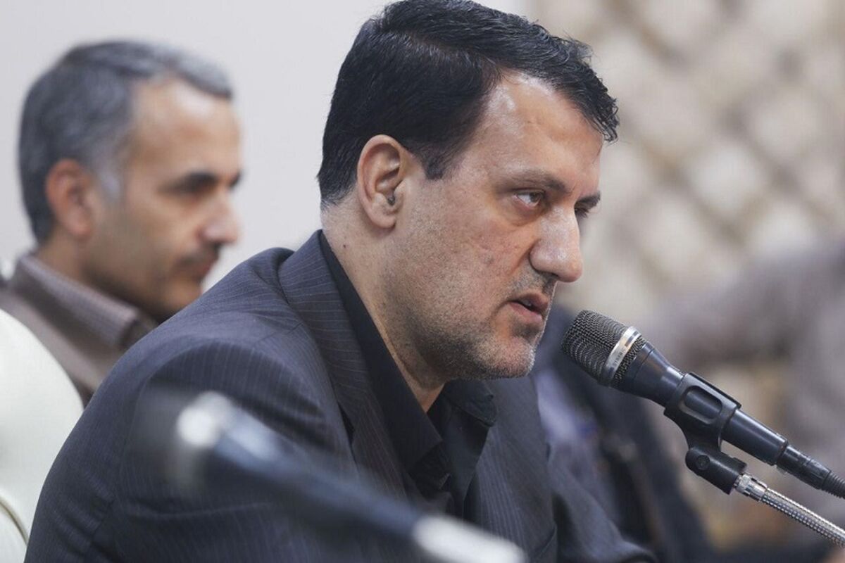 همایون یوسفی