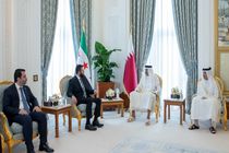 رئیس جمهور موقت سوریه با امیر قطر در دوحه دیدار کرد