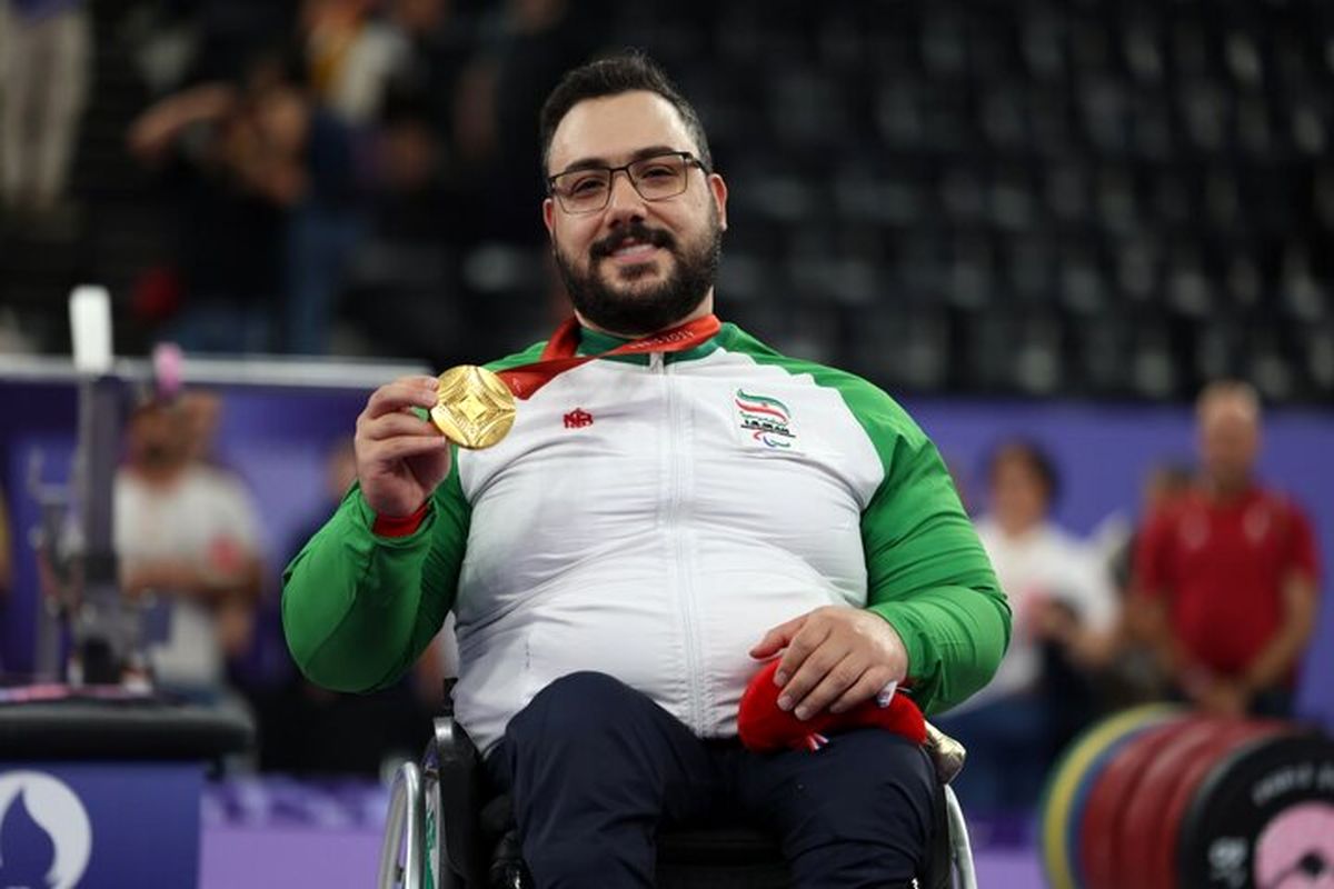 روح الله رستمی