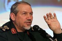 ترامپ با اغلب کشورهای جهان سر جنگ دارد/ مردم دنیا منطق رئیس‌جمهور ایران و آمریکا را کنار یکدیگر می‌گذارند