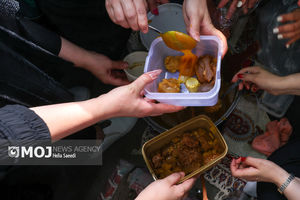 حلوا پزان روز تاسوعای حسینی