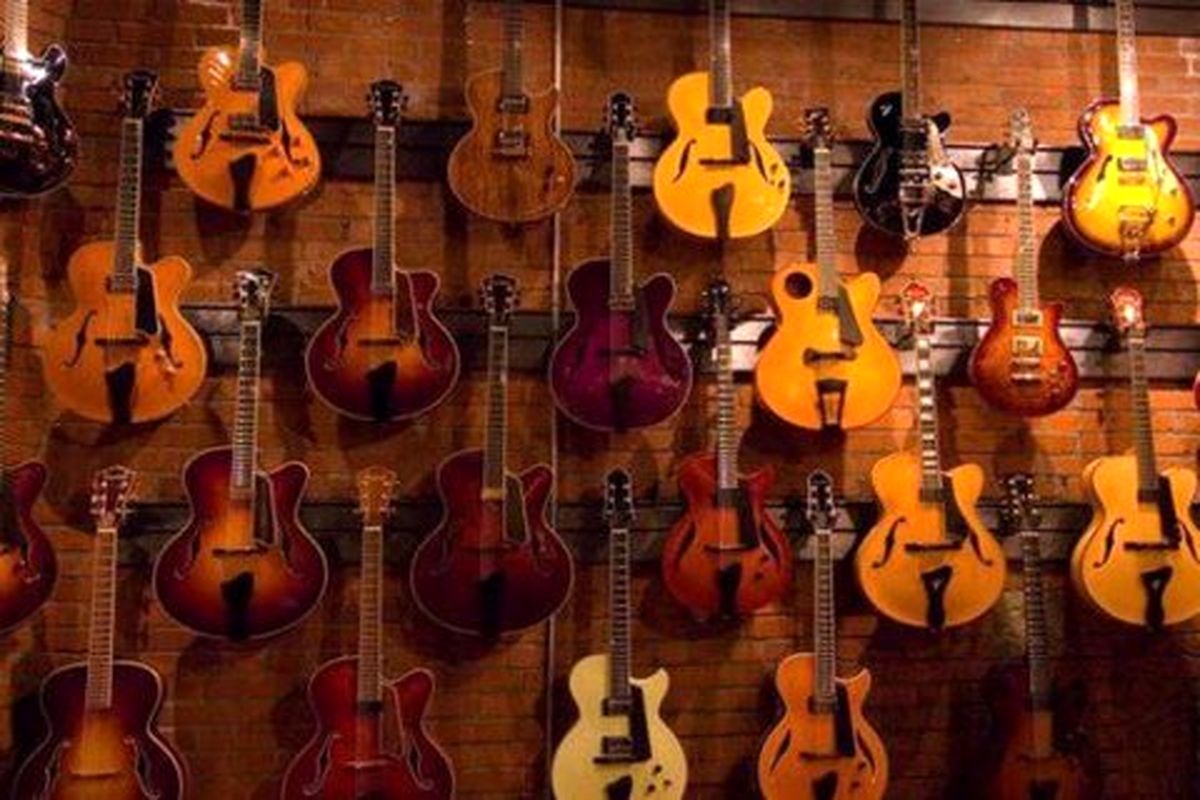 اصفهان- ابزارالات موسیقی