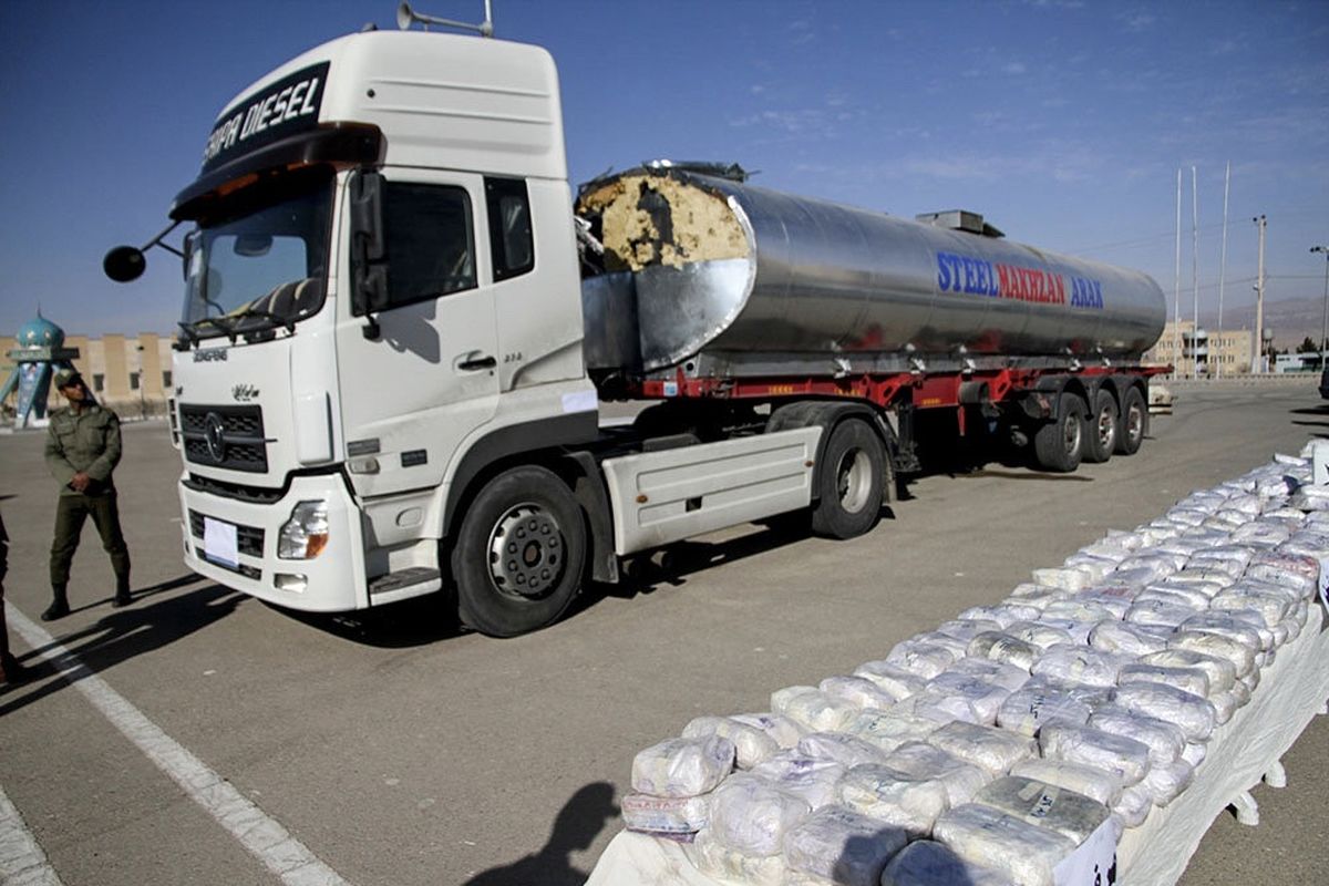 كشف مواد مخدر