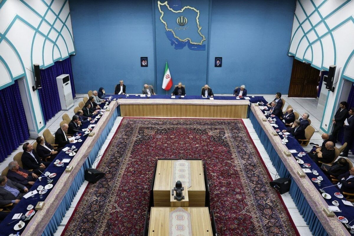 عارف