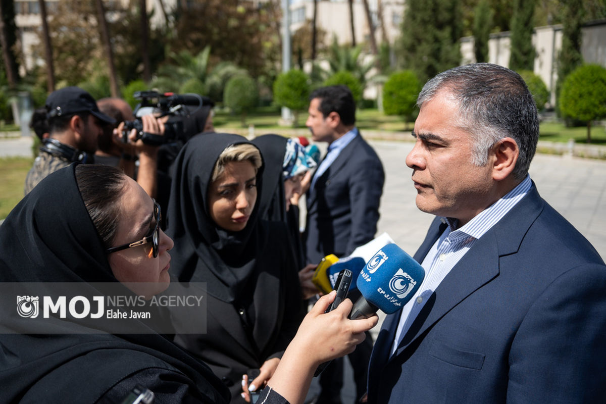 حاشیه جلسه هیات دولت - ۲ مهر