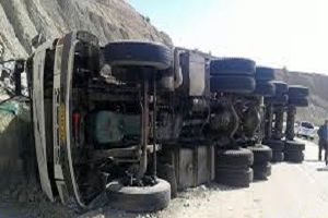 حادثه خونین واژگونی تانکر حمل سوخت در محور مشهد- گلبهار 