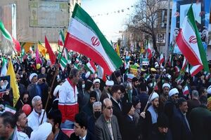 فیلم راهپیمایی مردم اصفهان در ۲۲ بهمن ماه 