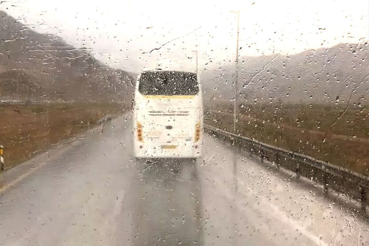 مه و باران در جاده های خراسان رضوی