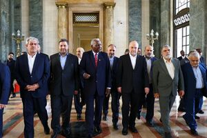 رئیس مجلس بر گسترش و تحکیم روابط با کوبا تاکید کرد