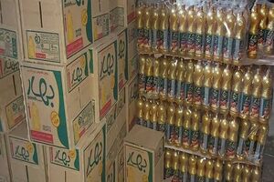 کشف یک هزار و ۱۷۱ کارتن روغن خوراکی در بندر آبادان 