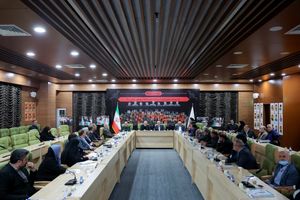 اصلی‌ترین راهکار خنثی کردن توطئه‌های دشمن، خدمت بی‌منت به مردم است