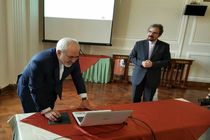 پورتال جدید وزارت خارجه با حضور ظریف رونمایی شد