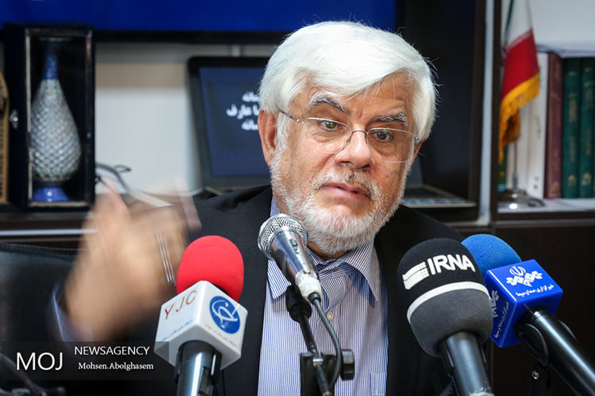 نشست+صمیمی+محمدرضا+عارف+با+اصحاب+رسانه (1)