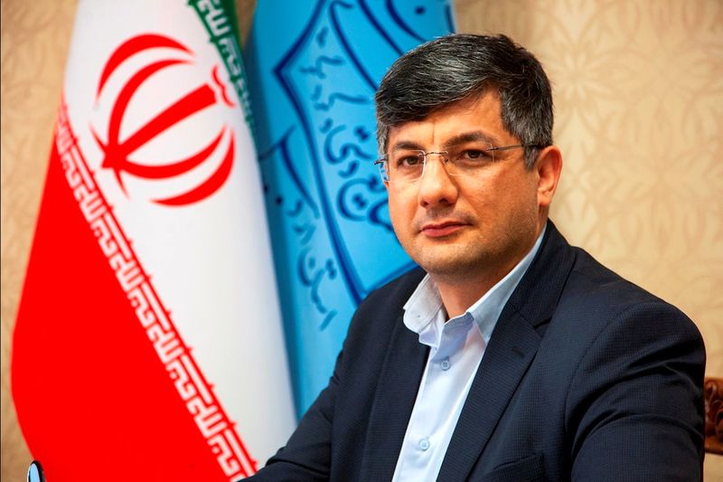 مجموعه اشیا تاریخی با قدمت 400 سال در موزه چینی خانه اردبیل نگه داری می شود