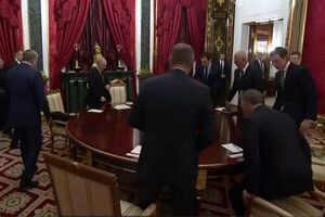 دیدار پوتین و فرستادگان ترامپ آغاز شد