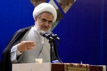 امام جماعت باید امام محله باشد، نه صرفاً پیش‌نماز