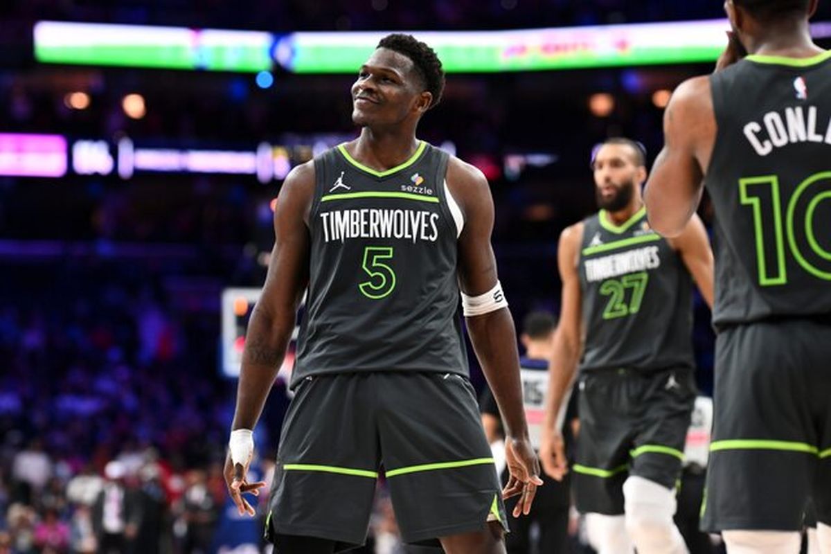 آنتونی ادواردز