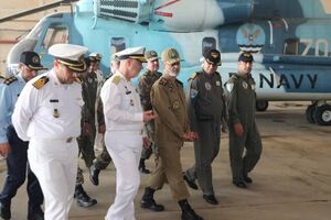 بازدید سرلشکر موسوی از پایگاه دریایی بوشهر