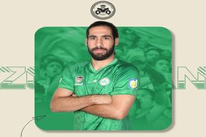 نادر محمدی ۲ فصل دیگر در ذوب‌آهن ماندنی شد