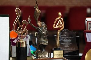 اهدای یادگارهای ارشا اقدسی در موزه سینما