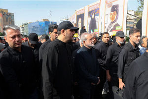 رئیس جمهور در مراسم تشییع پیکر شهدای اقتدار حضور یافت