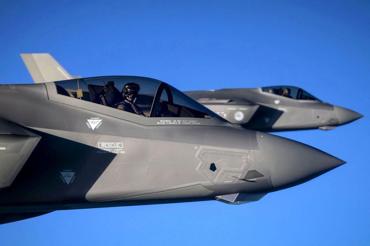 f35