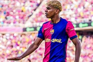 بازی مهیج الکلاسیکو امشب بین بارسلونا و رئال مادرید با ۷ گل به پایان رسید