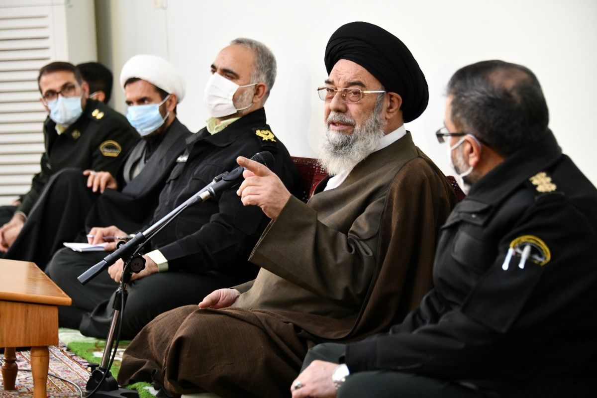 امام جمعه اصفهان