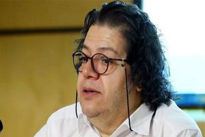 احمدرضا دالوند گرافیست و فعال رسانه ای درگذشت