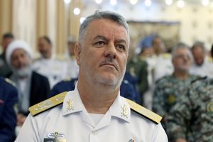 نیروی دریایی هیچ گاه نگاه به عقب نداشته است/ هیچ محدودیتی برای پیشرفت در دریا نداریم