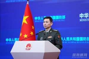 وزارت دفاع چین خواستار مقابله جهانی با احیای نظامی‌گری ژاپن شد  