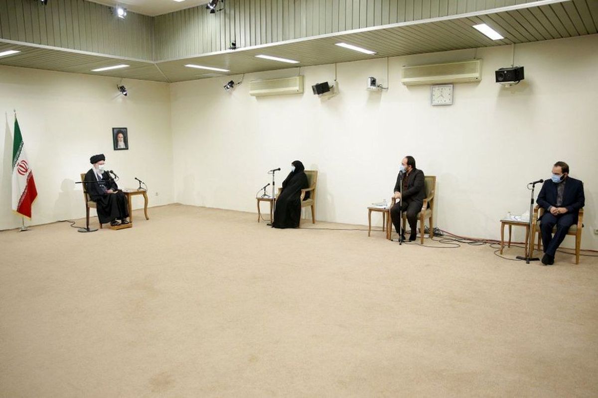فخری زاده