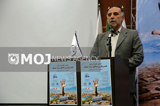 53 هزار هکتار از اراضی آبی کردستان مجهز به سیستم نوین آبیاری است