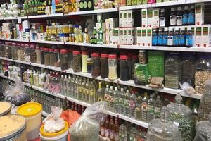 پلمب دو واحد عطاری متخلف در اردبیل