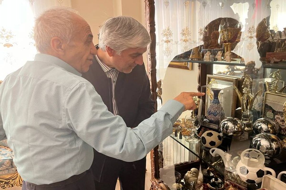 وزیر ورزش و جوانان