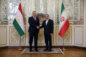 وزیر امور خارجه تاجیکستان، سالگرد جشن ملی جمهوری اسلامی ایران‌ را  تبریک گفت