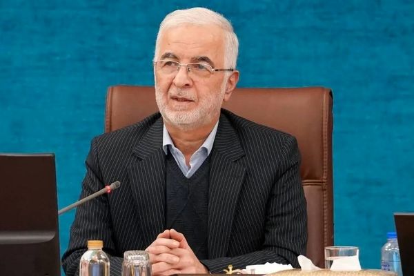 وزیر کشور از آسیب‌دیدگان حوادث اخیر عیادت کرد