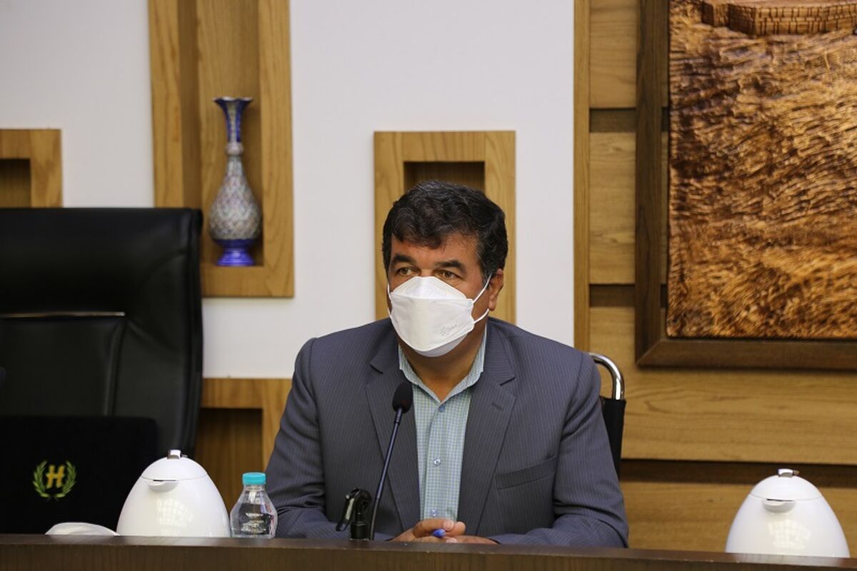 ناصر اکبری