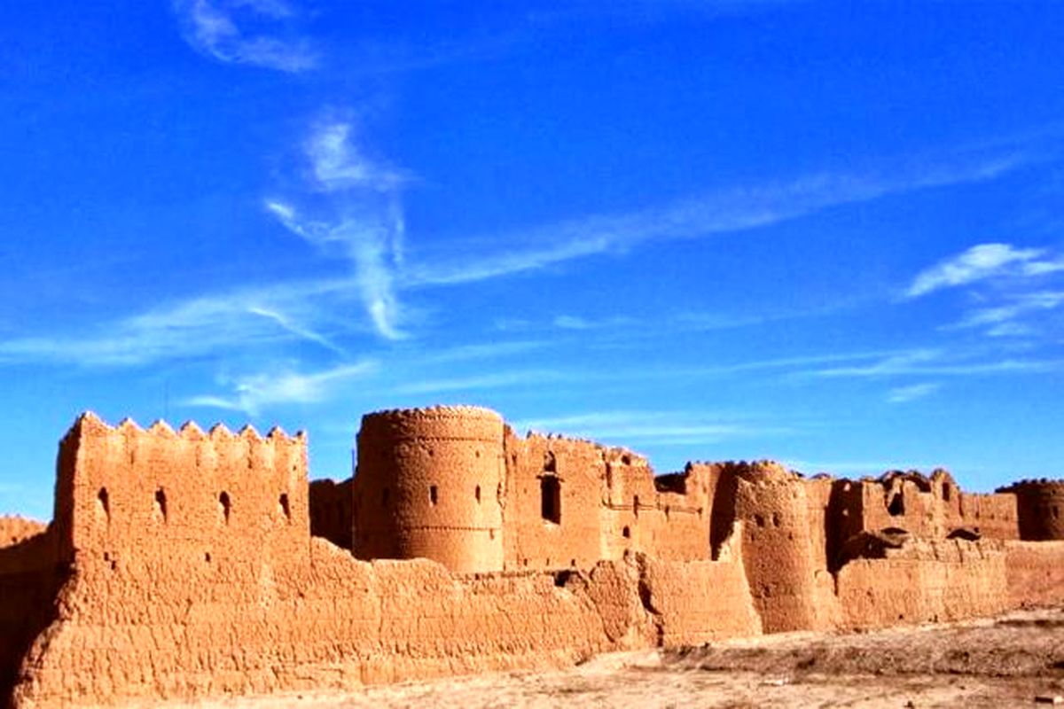 آثار تاریخی مهریز