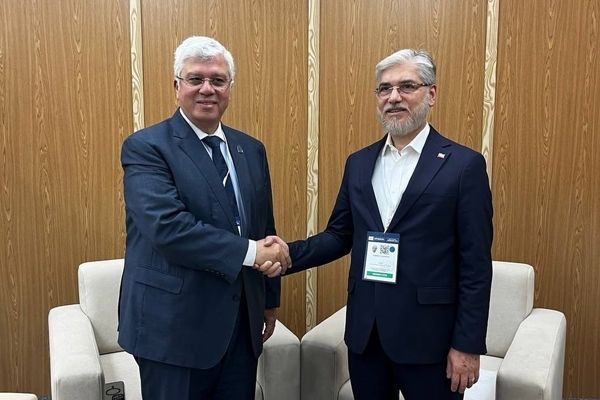 وزیر علوم، تحقیقات و فناوری با وزیر آموزش مصر دیدار کرد